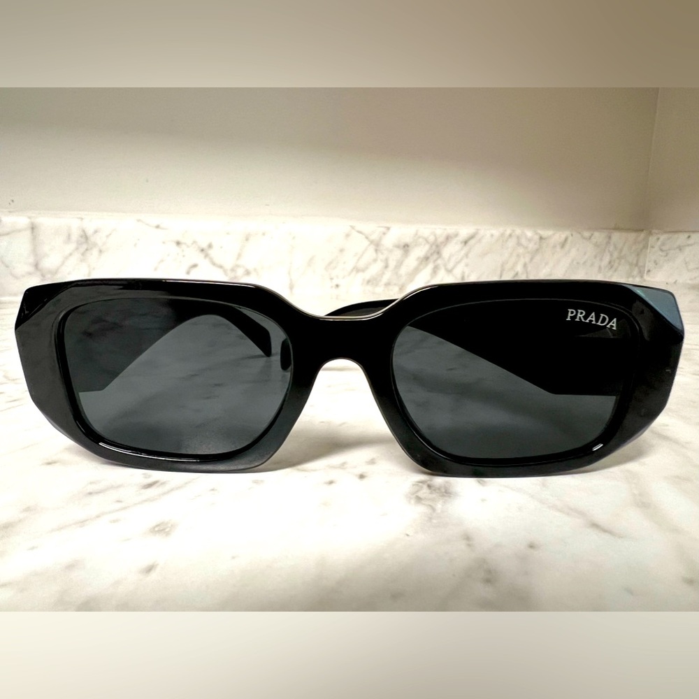 Prada Sunglasses unisex. Closet clean out i have to many sunglasses no box